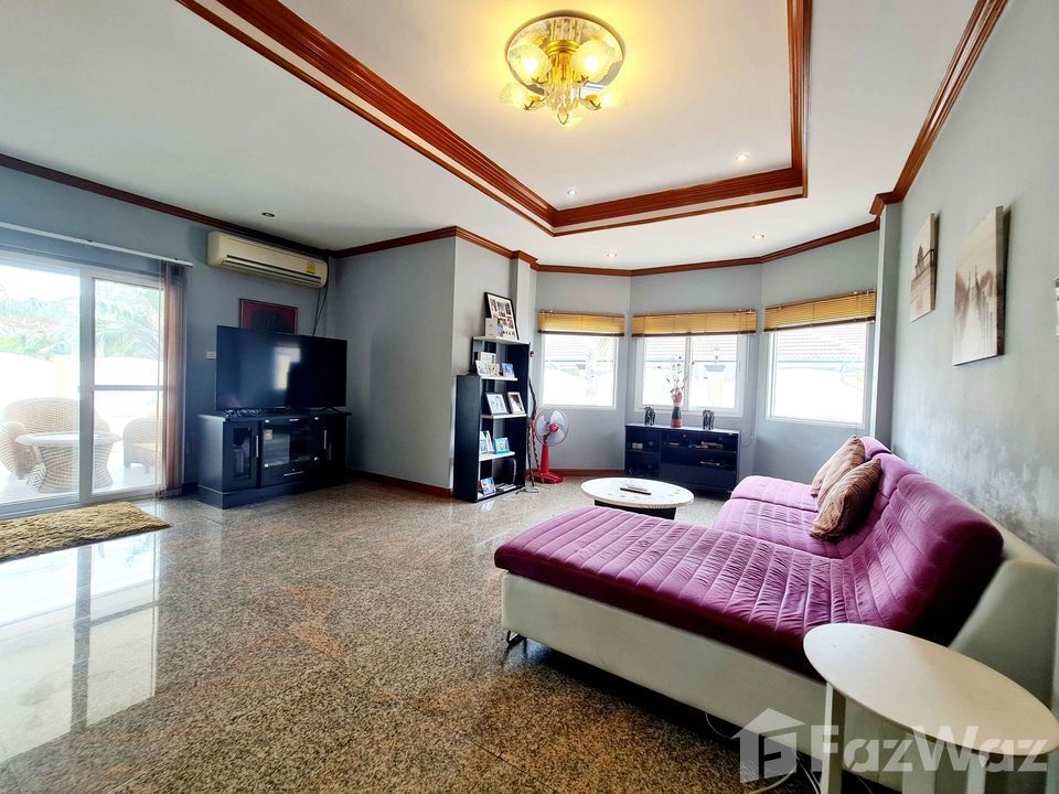 picture 3 Bedroom Villa for rent at Sunset Village 1651582 - 2/21