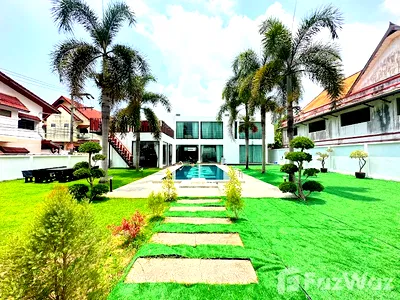 เช่าบ้านเดี่ยว ภูเก็ต : วิลล่าให้เช่า 4 ห้องนอน ใน กมลา, ภูเก็ต 1889190