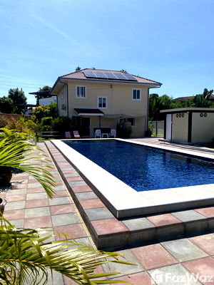 Houses for rent Bang Lamung Chonburi : 3 Bedroom Villa for rent in Nong Prue, Chon Buri  5652923