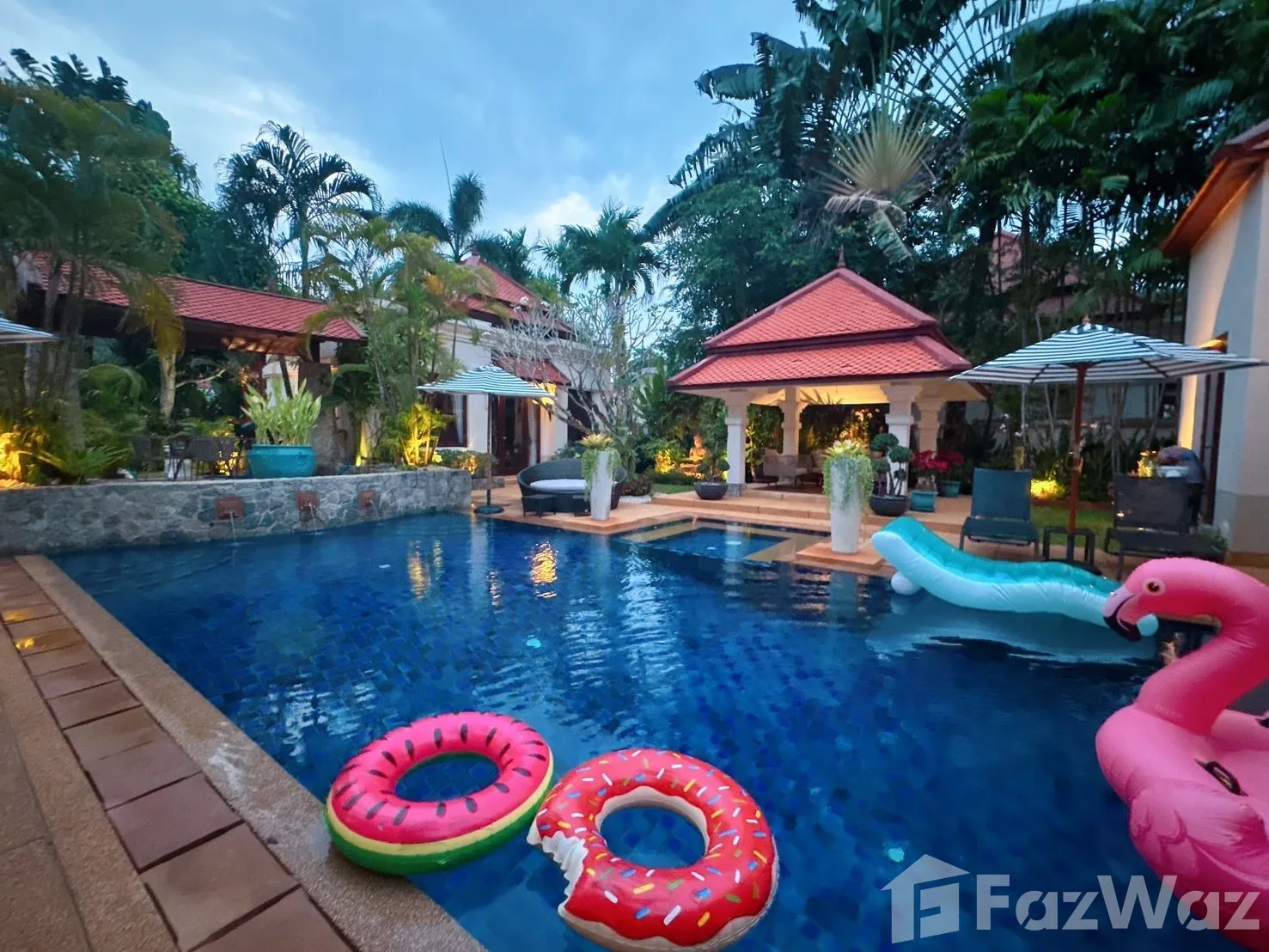 Bedroom Villa 2013025 - image 2
