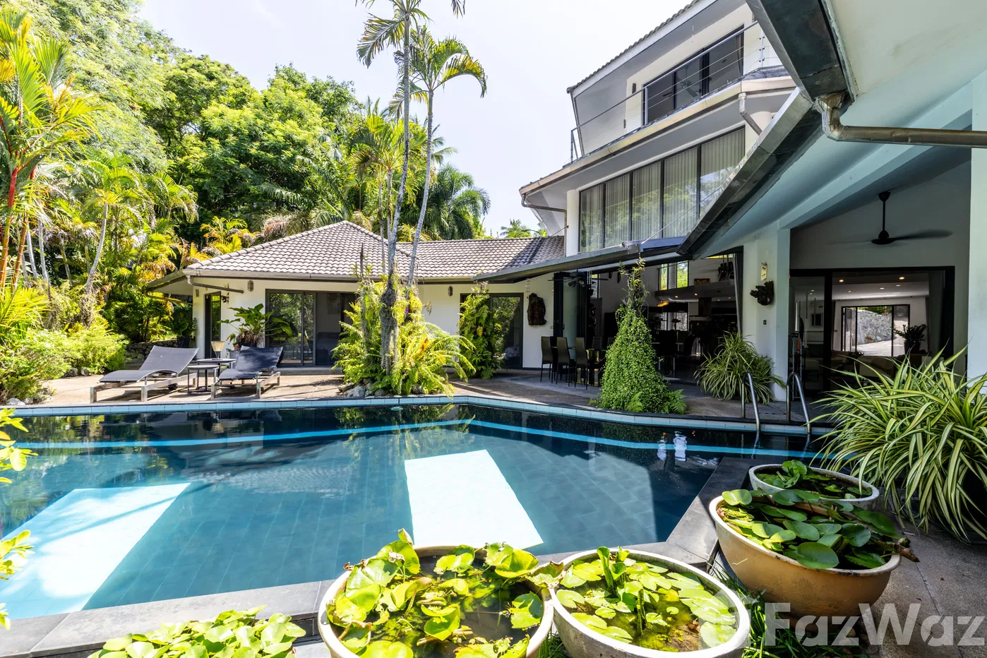 picture 5 Bedroom Villa for sale in Rawai, Phuket  2665056 - 1/37