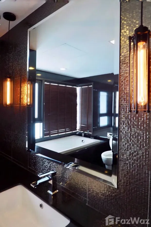 picture 2 Bedroom Condo for rent at Rhythm Sukhumvit 36-38 5340538 - 9/12