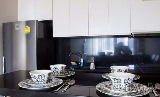 picture 2 Bedroom Condo for rent at Noble Remix 1035718 - 4/10