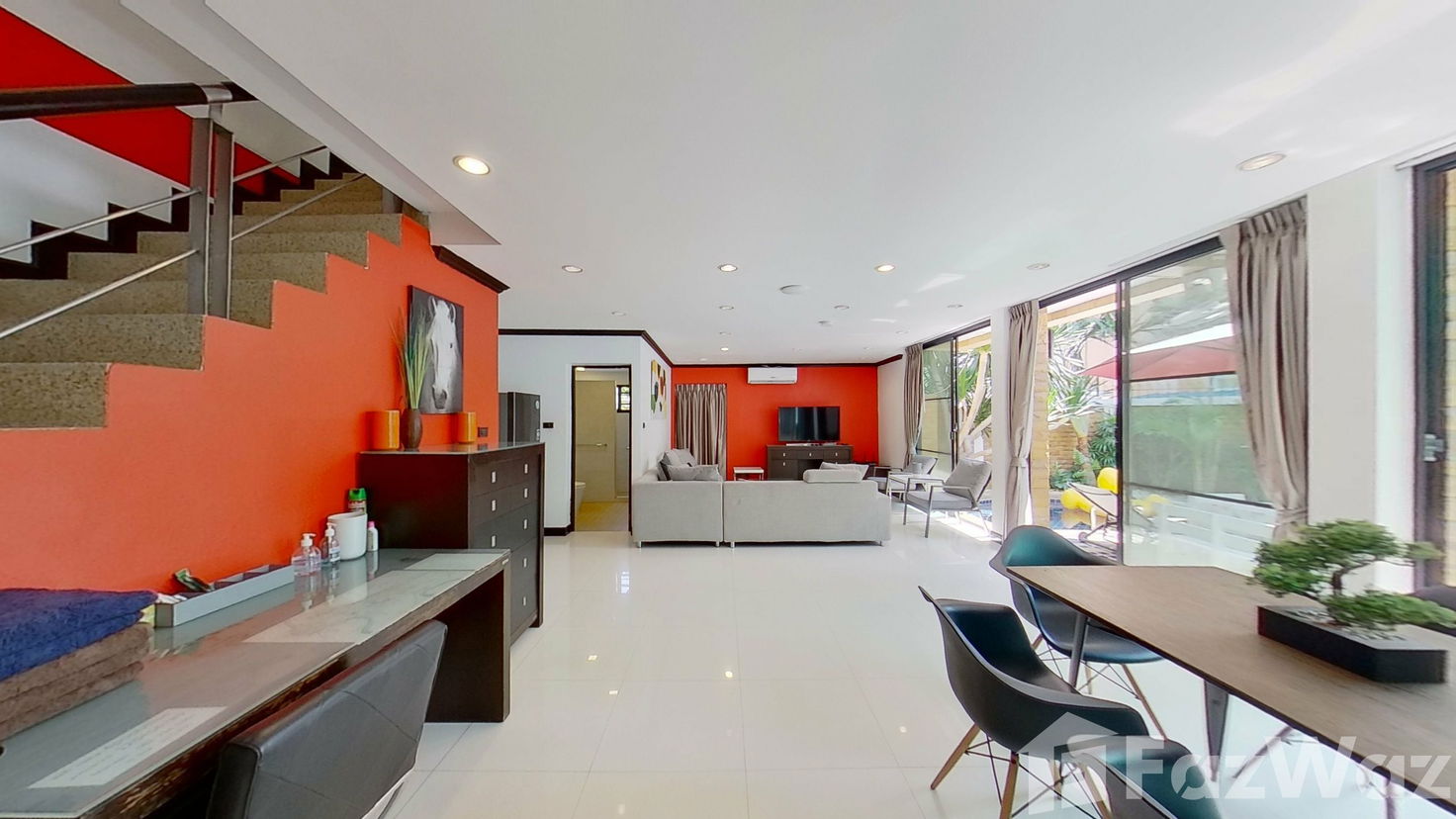 picture 2 Bedroom Villa for sale in Na Kluea, Chon Buri  892938 - 2/15