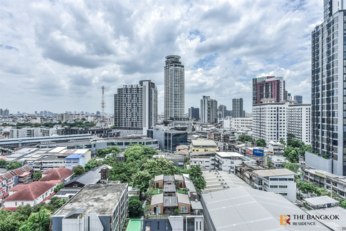 Ideo Sukhumvit - Rama 4 near BTS Phra Khanong Comfortable and Ready to Move-in