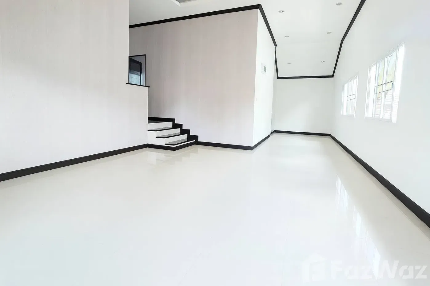 picture 4 Bedrooms for sale at Nice Breeze 5 5721077 - 5/9