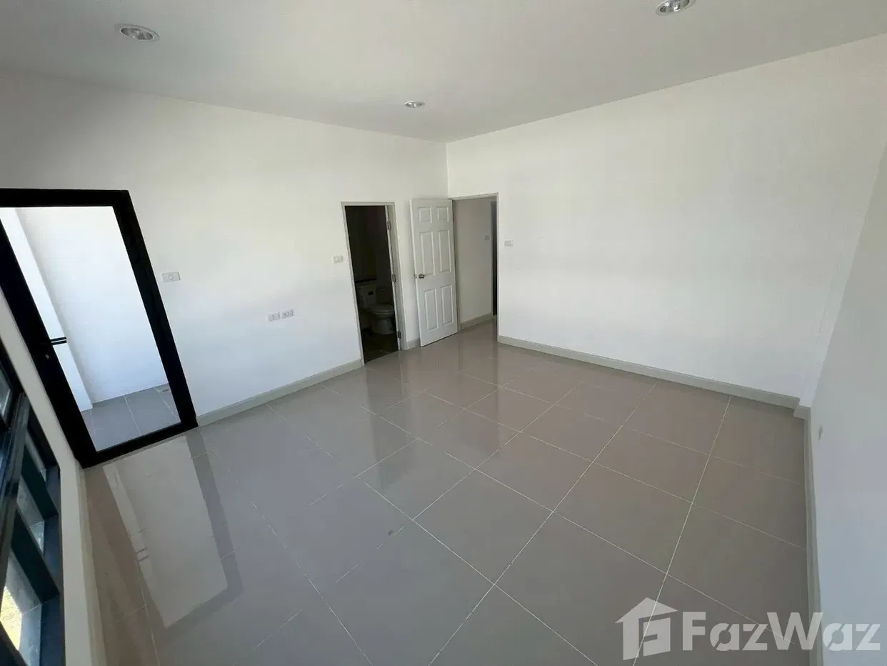 picture Townhome at Zensiri Nern Plubwan 28 For Sale 5569356 - 4/8