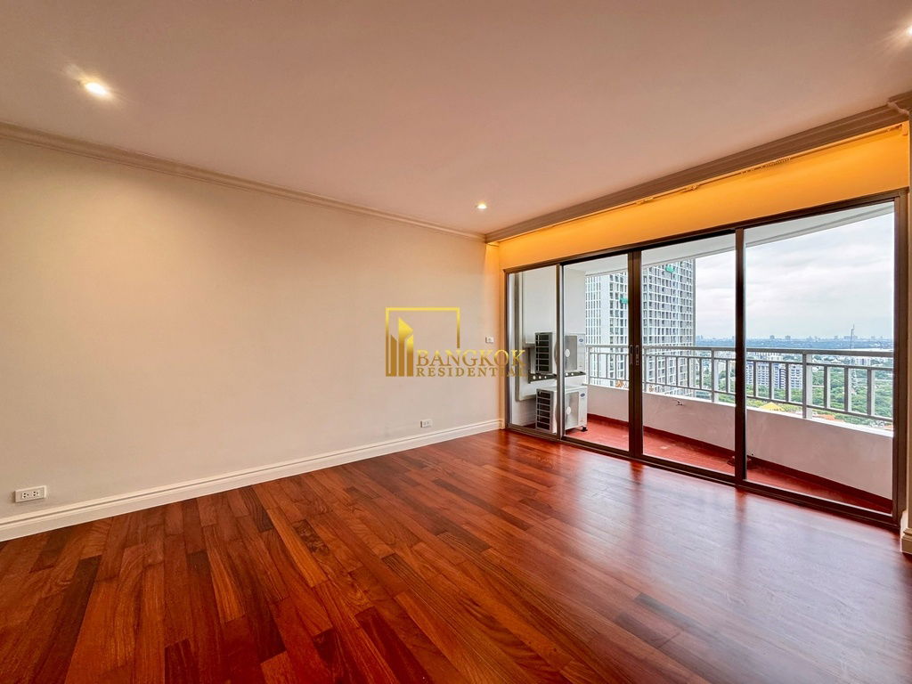 รูป Sathorn Park Place - Spacious 3 Bedroom Condo For Rent - BR60469CD - รูปที่ 21/44