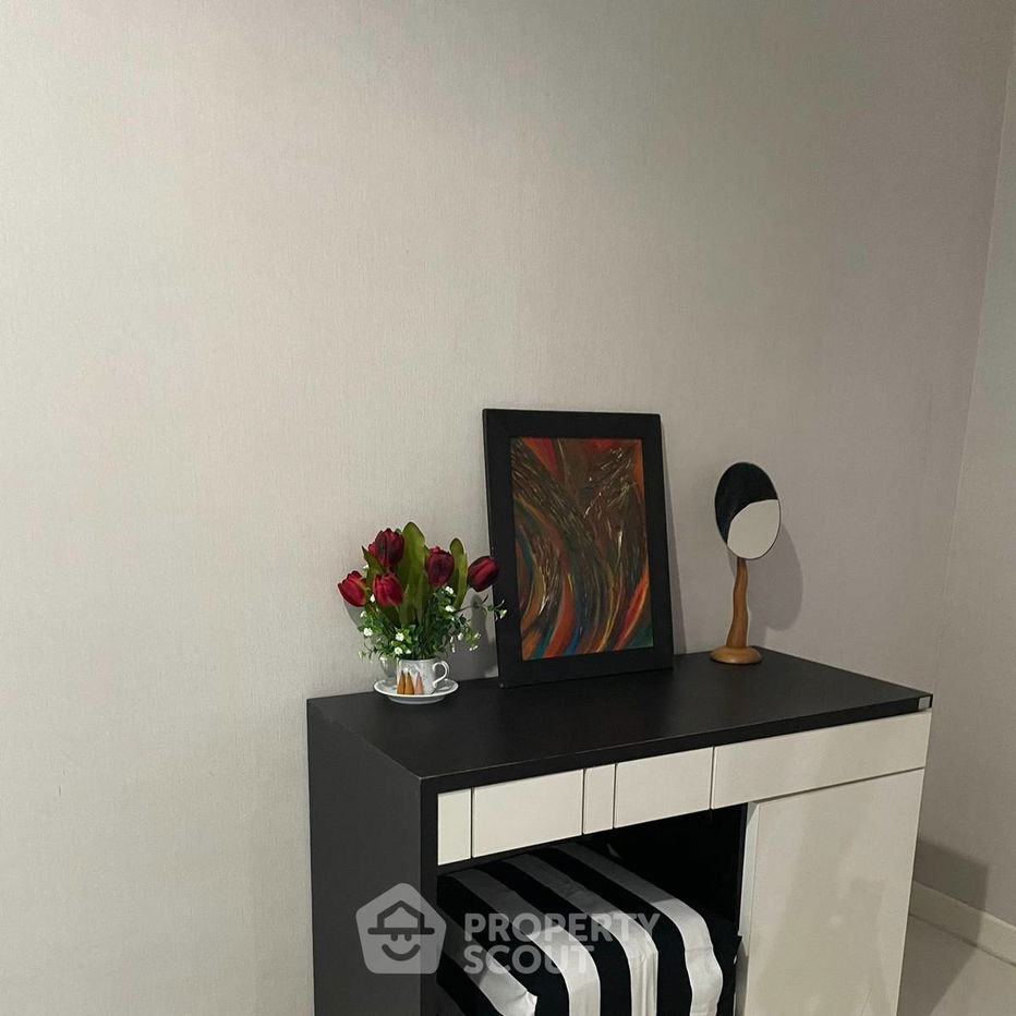 picture 1-BR Condo at Sukhumvit Living Town near MRT Phetchaburi (ID 687165) - 8/14