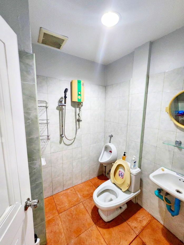 รูป เพชรเกษม53-61 ให้เช่าคฤหาสน์ 2 ชั้น 6นอน MRT หลักสอง 1.6 กม. 42ตร.วา.ตรงข้าม รพ.เกษมราษฎร์ บางแค 400ม. 5น้ำ เดอะมอลล์บางแค - รูปที่ 28/36
