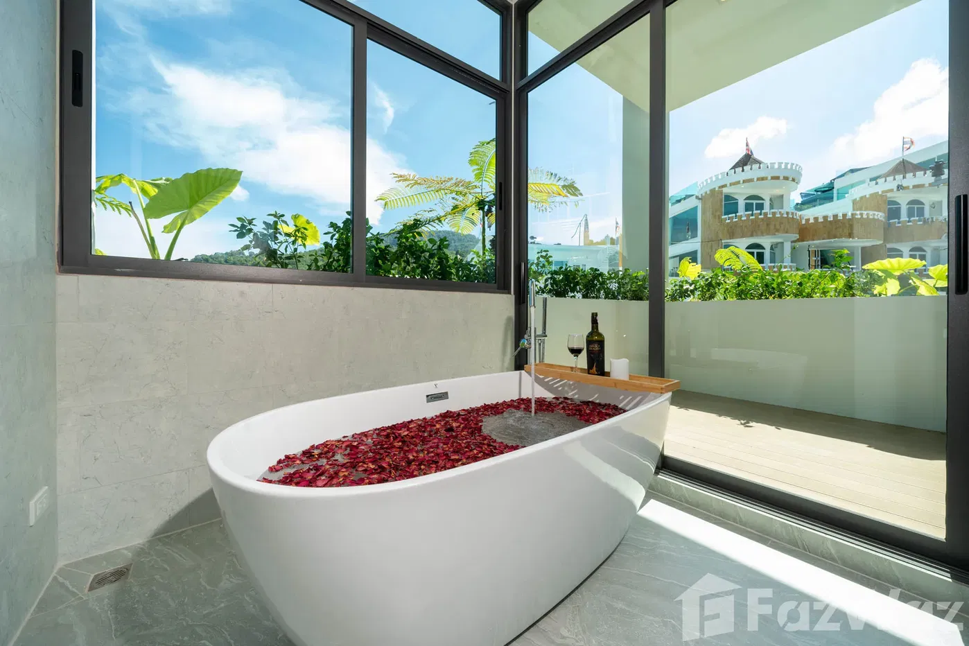 รูป วิลล่าให้เช่า 5 ห้องนอน ใน ป่าตอง, ภูเก็ต 5564035 - รูปที่ 125/207