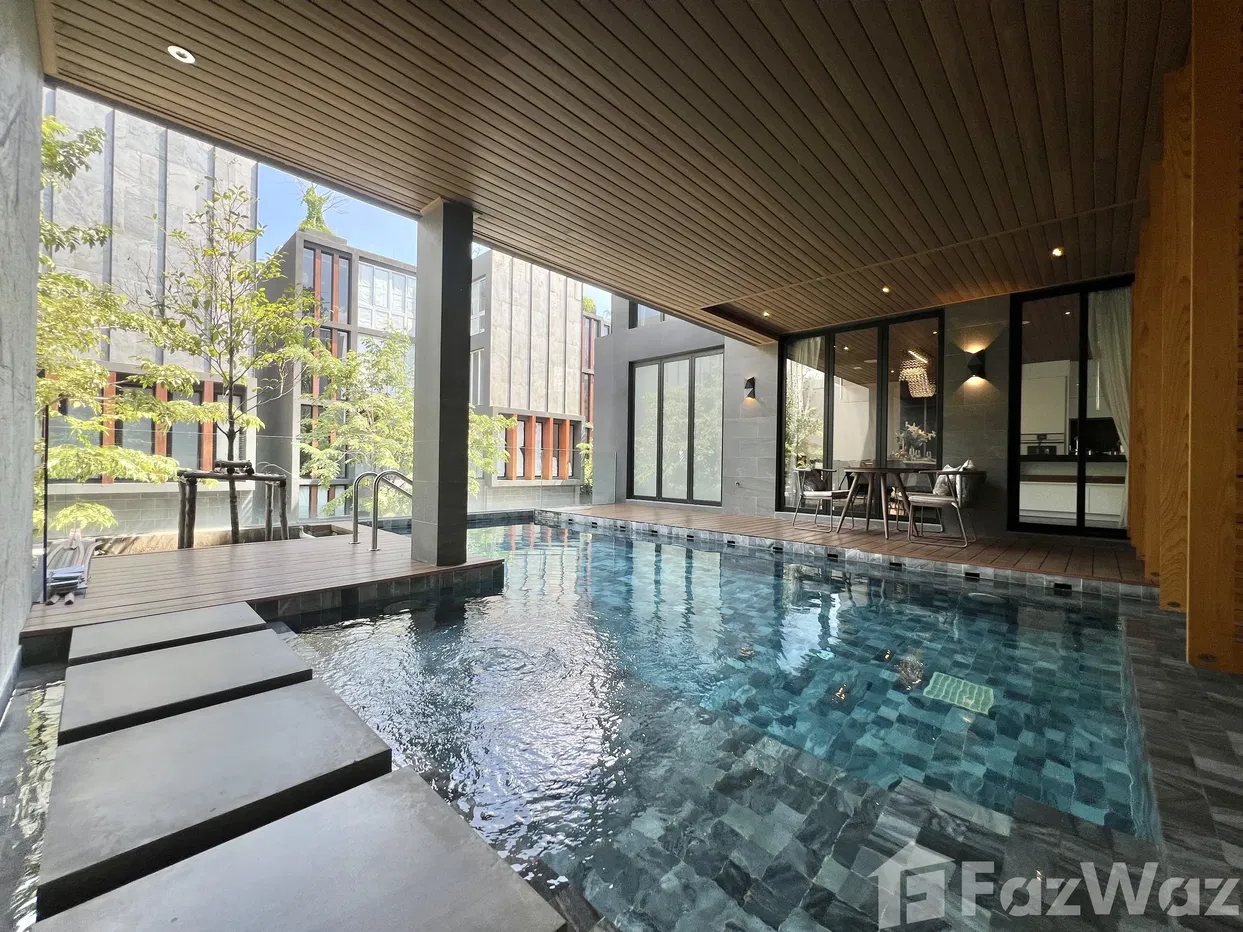 picture Luxury pool villa. Rooftop with elevato, private swimmiing. 5707497 - 1/92