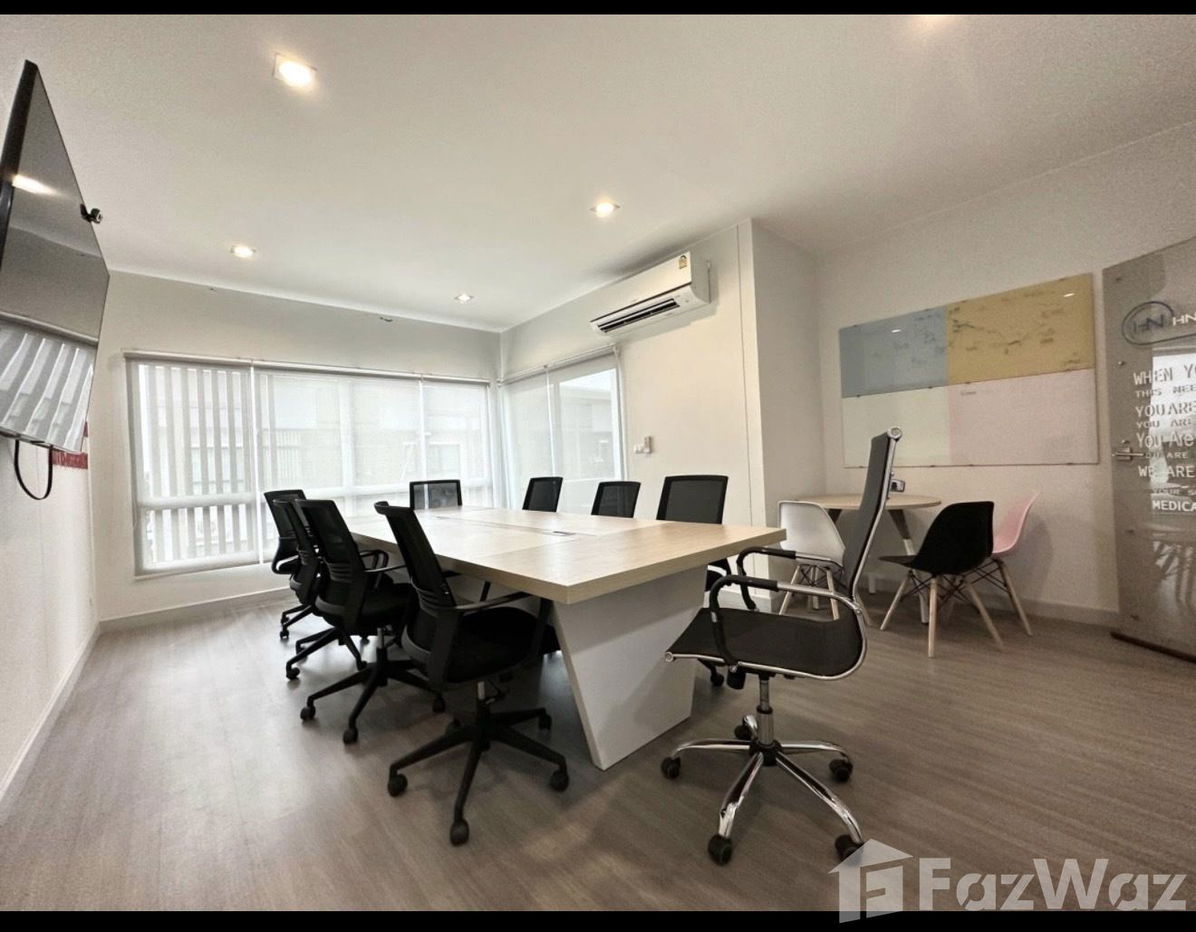 picture Townhome for Rent or Sale – Sammakorn Village, Watcharaphon 5661945 - 2/15