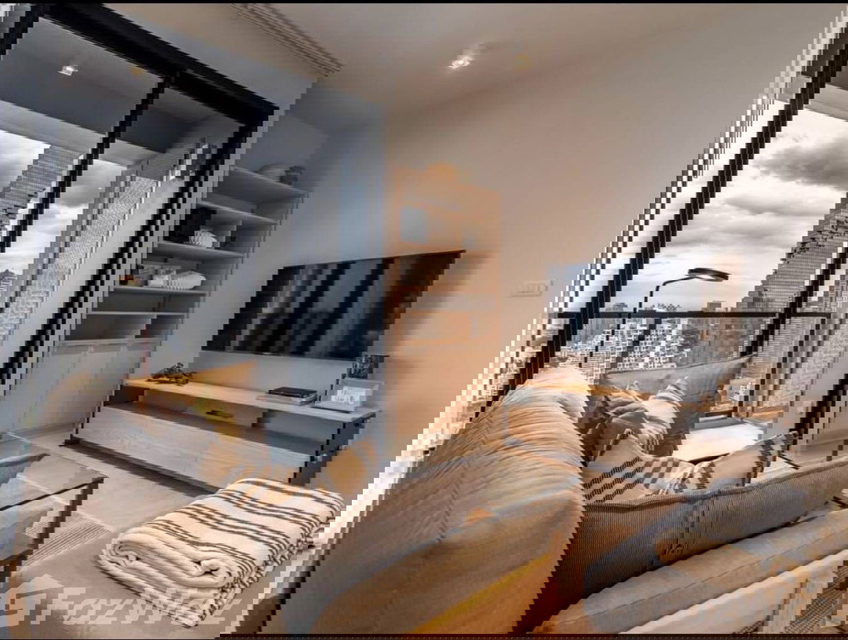 picture 2 bedrooms for rent at The Lofts Silom 1789232 - 2/16