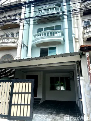 เช่าทาวน์โฮม วิทยาลัยพณิชยการบางนา : ทาวน์เฮ้าส์ให้เช่า ใกล้ไบเทค เซนทรัลบางนา 1670424