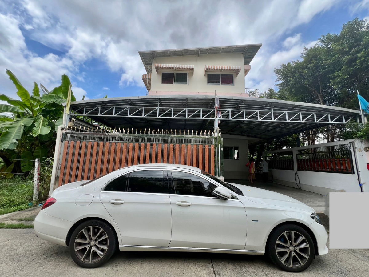 picture For Sale: 3-Storey Detached House on Prime Sukonthasawat Road with Expansive Garden Space – Ideal for Large Families, - 37/37