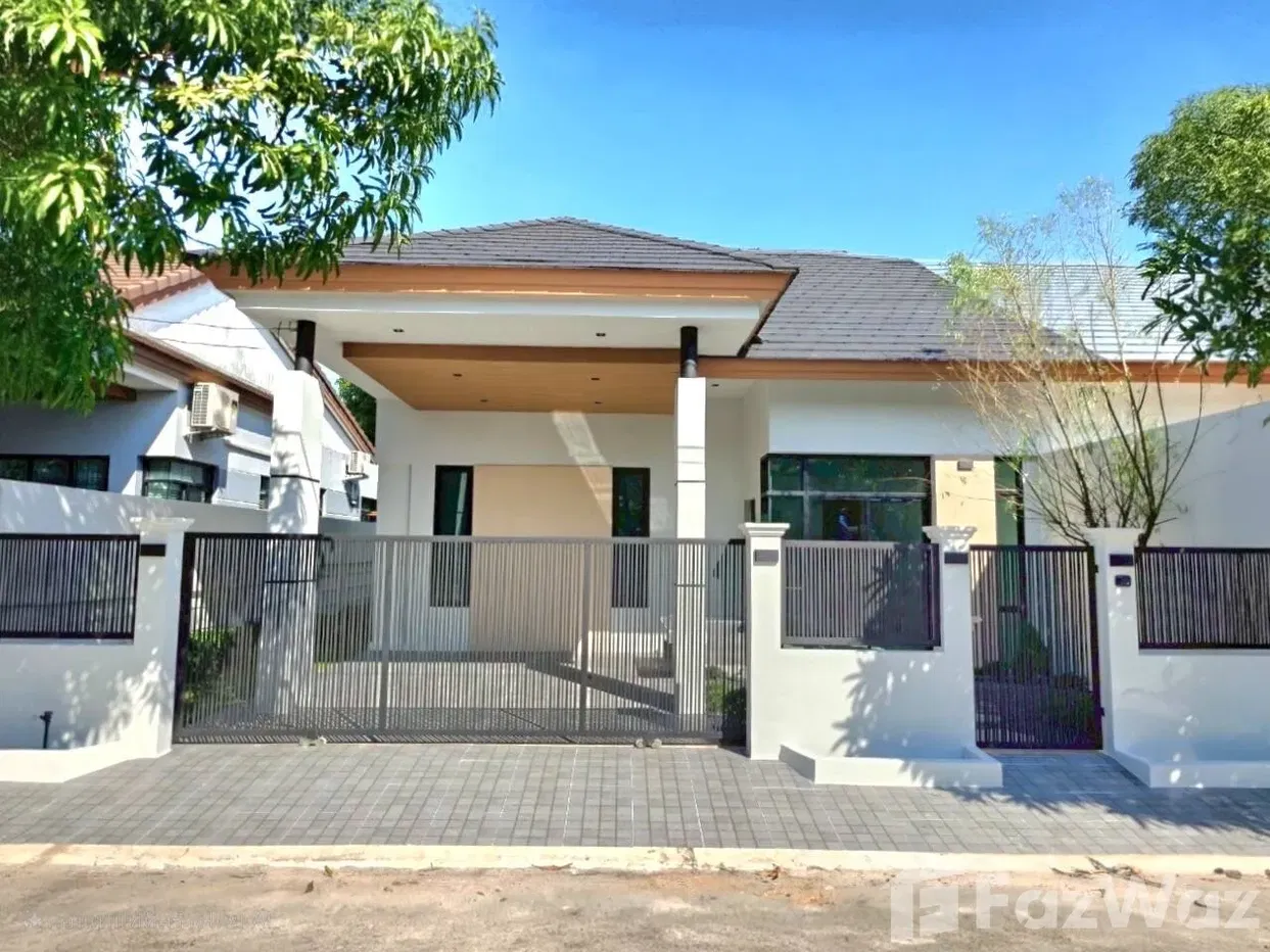 picture Fully Renovated Semi-detached house in town near iKea 5678537 - 1/21