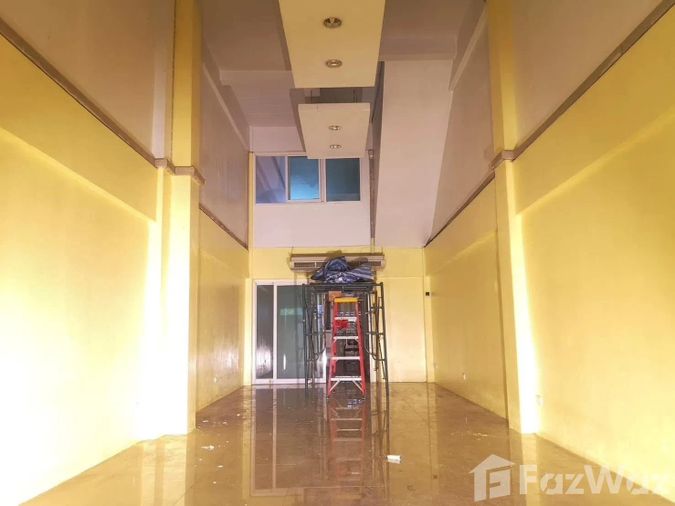 2-bed townhouse for sale, 240 sqm, 6.3 sq wah, Bang Na