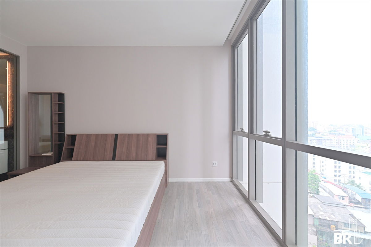 picture The Room Sukhumvit 69 ✨ Never rented before ❗ Near BTS Phra Khanong - 6/11