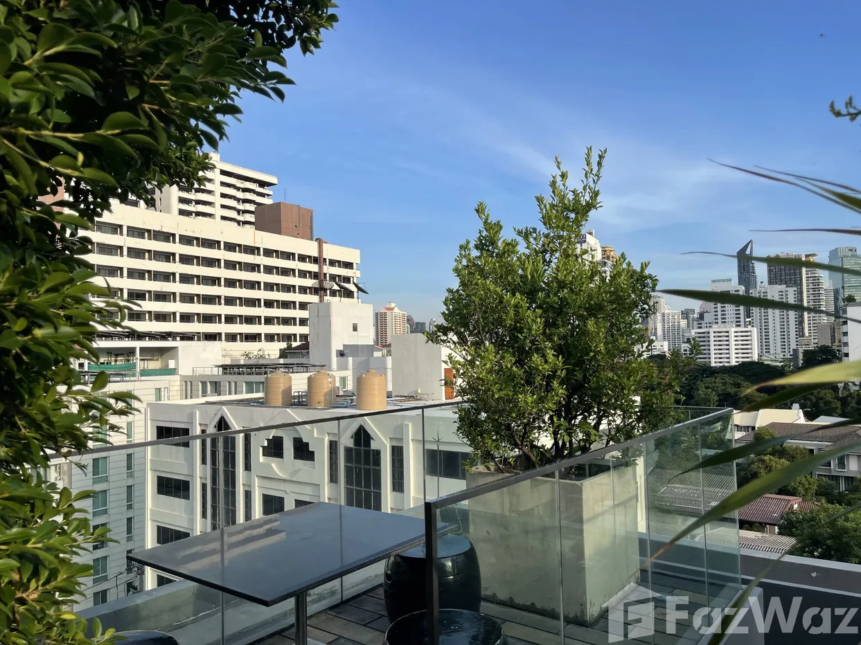 picture Three Bedrooms with Private Rooftop & Garden 1833896 - 33/34
