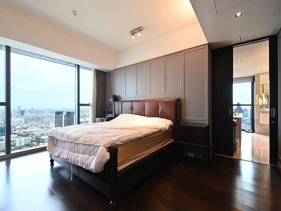 picture Penthouse at The Met - Line @966veldg - 10/25