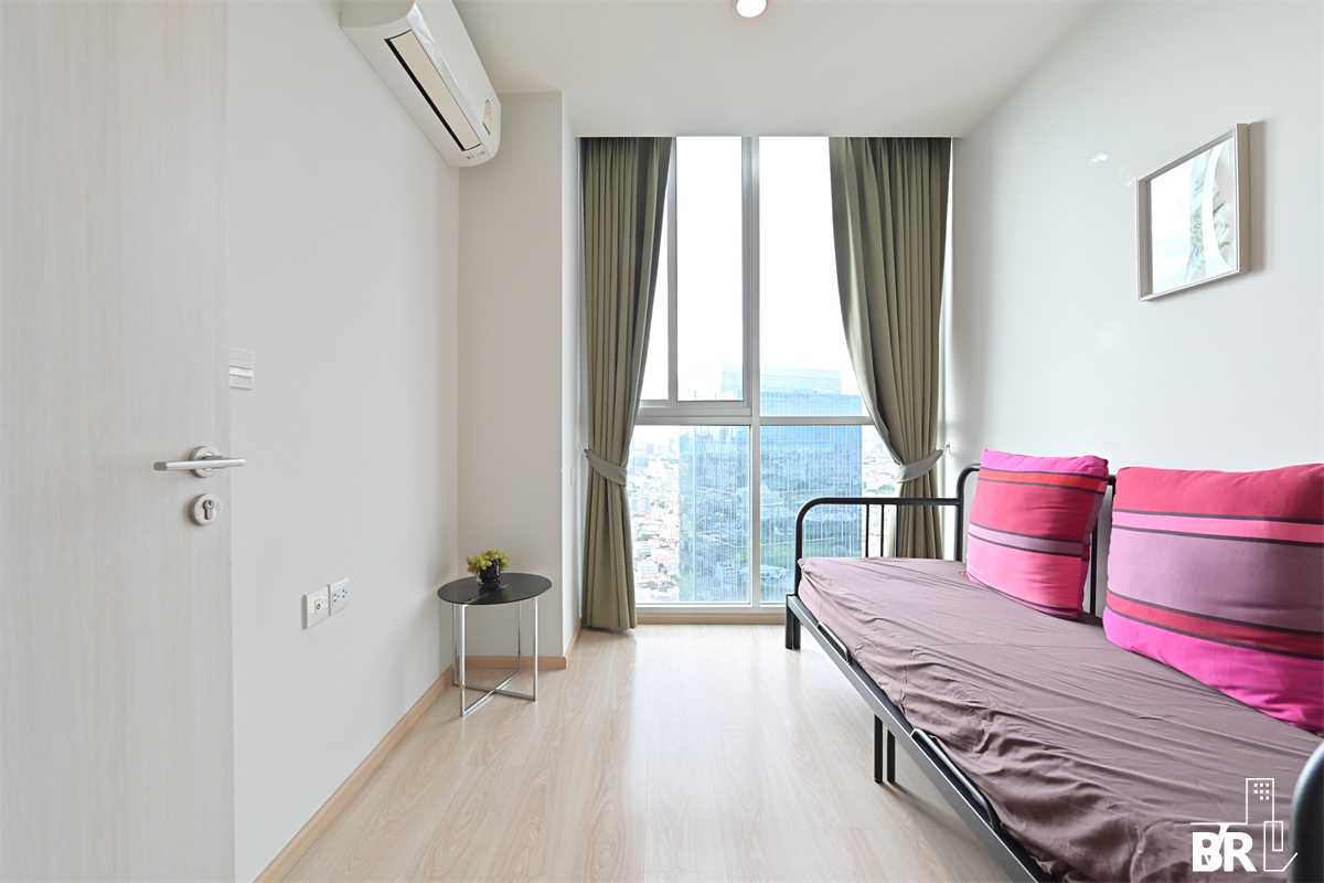 picture Noble Revolve Ratchada 2 Elevate Comfort at an Unbeatable Price near MRT Cultural Center of Thailand Station - 3/10