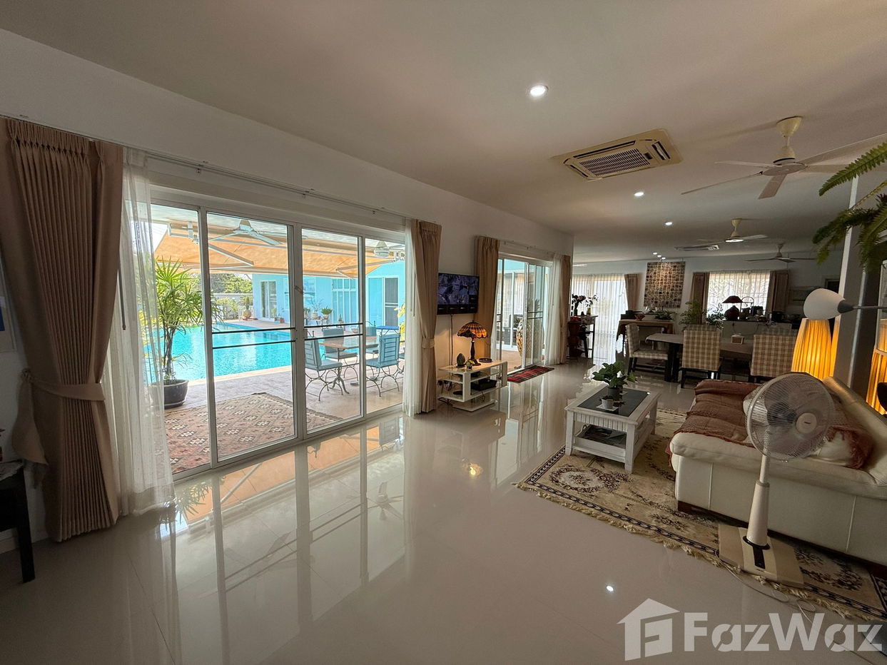 picture 4 Bedroom Villa for sale in Hua Hin City, Prachuap Khiri Khan  2003943 - 37/84