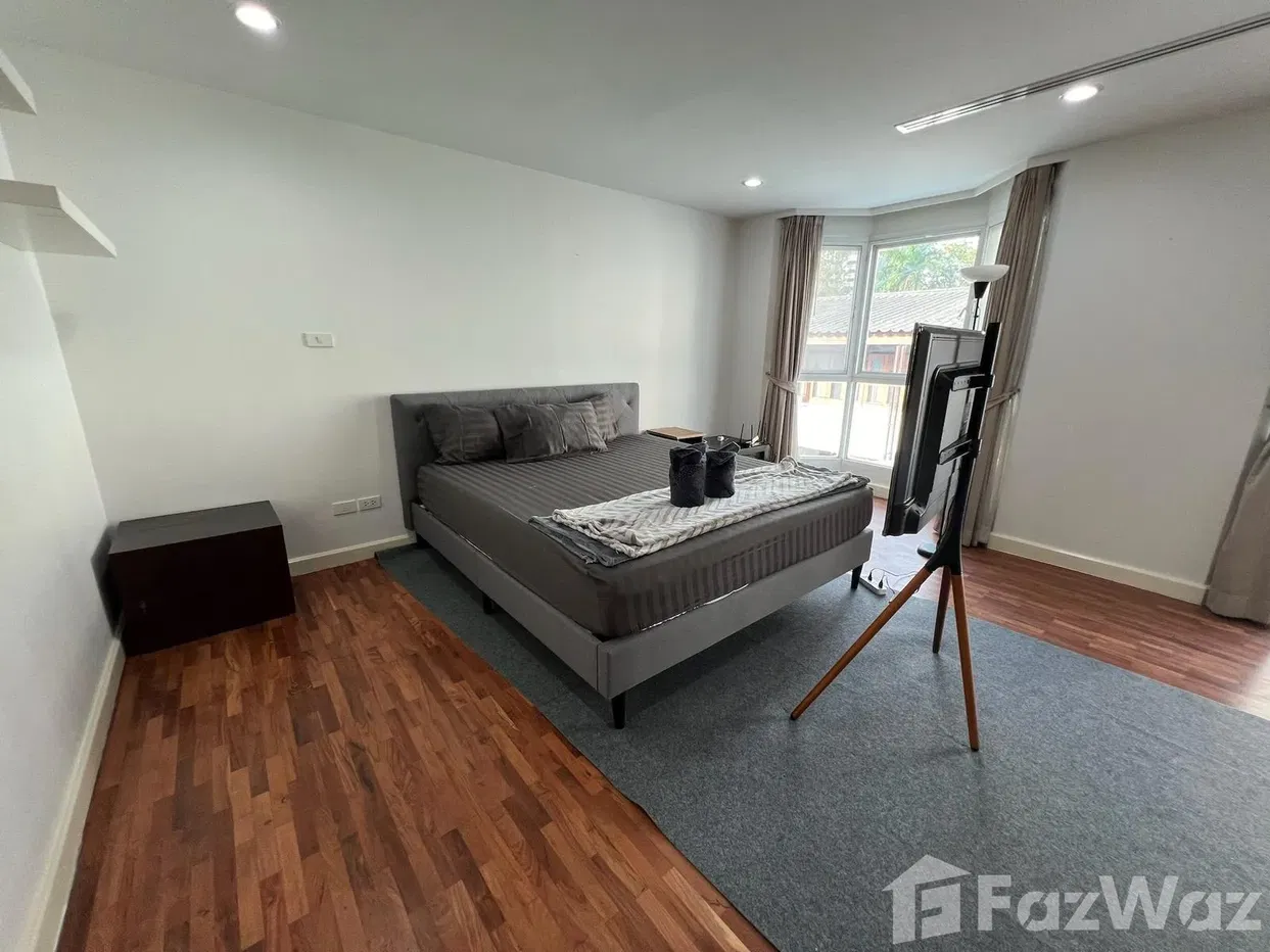 picture 4 Bedroom Townhouse for sale in Khlong Toei Nuea, Bangkok  5669549 - 13/31