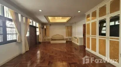 picture 4 Bedroom House for rent in Khlong San, Bangkok  1132630 - 8/12