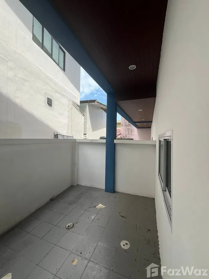 picture 4 Bedroom Townhouse for sale in Bo Phut, Surat Thani  5577203 - 3/16