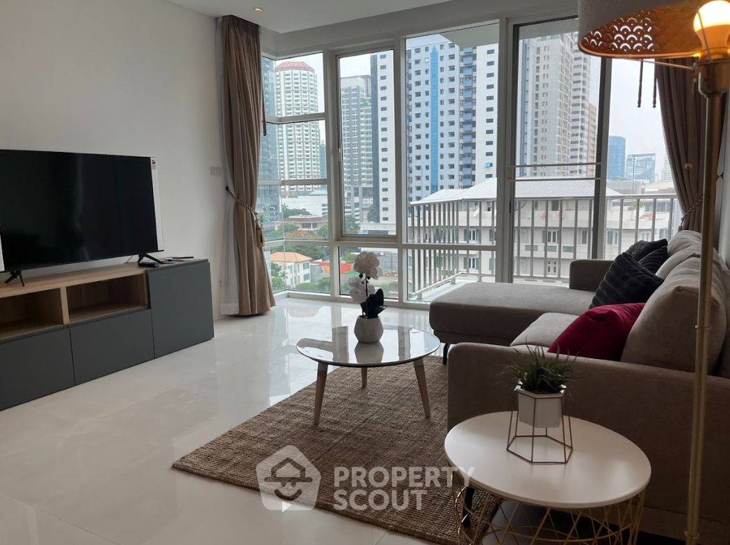 picture 2-BR Condo at Fullerton Sukhumvit near BTS Ekkamai (ID 1521182) - 3/15