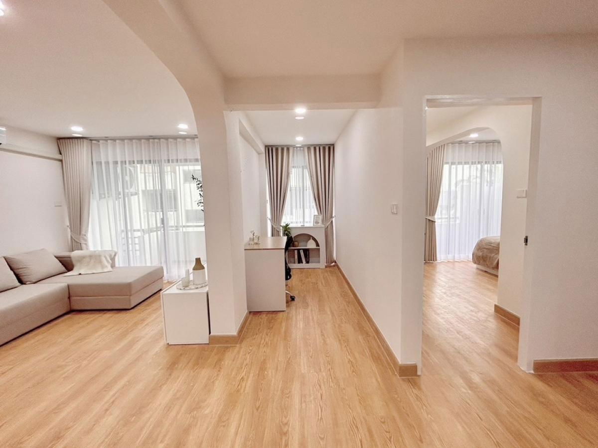 picture Urgent sale 📍 Eastwood Park 📍 Near BTS On Nut, fully furnished - 2/7