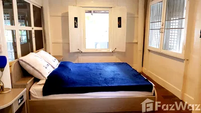 Houses for rent ถนนสามเสน : 2 Bedroom House for rent in Wachira Phayaban, Bangkok  5676686