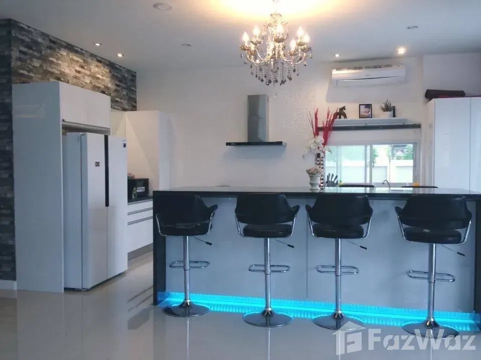 picture 5 Bedroom Villa for rent in Huai Yai, Chon Buri 5696326 - 1/9