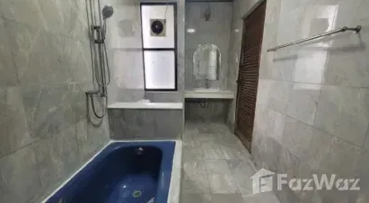 picture 4 Bedroom House for rent in Khlong San, Bangkok  1132630 - 5/12