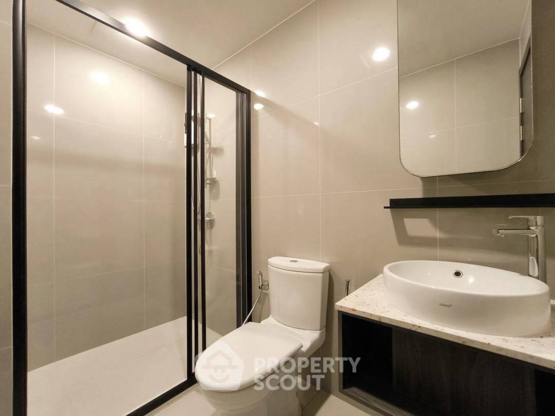 picture 2-BR Condo at XT Huaikhwang near MRT Huai Khwang (ID 2314428) - 10/12