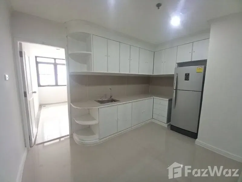 picture 2 Bedroom 2 Bathroom large condo for rent 1711648 - 13/15