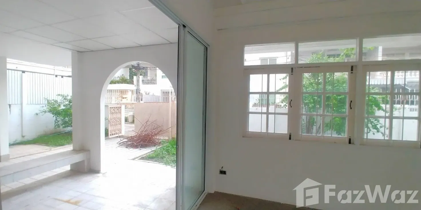 รูป ขาย บ้านเดี่ยว 4 ห้องนอน ใน ทุ่งมหาเมฆ, กรุงเทพมหานคร 5636021 - รูปที่ 12/14