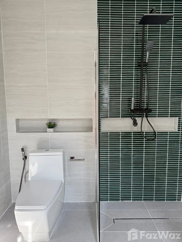 picture 3 Bedroom Villa for sale in Rawai, Phuket  5686957 - 7/24