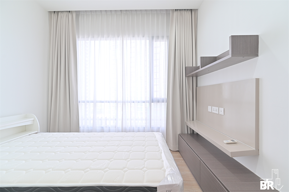 picture Ivy Ampio Easy Start with a City Dweller Lifestyle near MRT Cultural Center of Thailand Station - 1/10