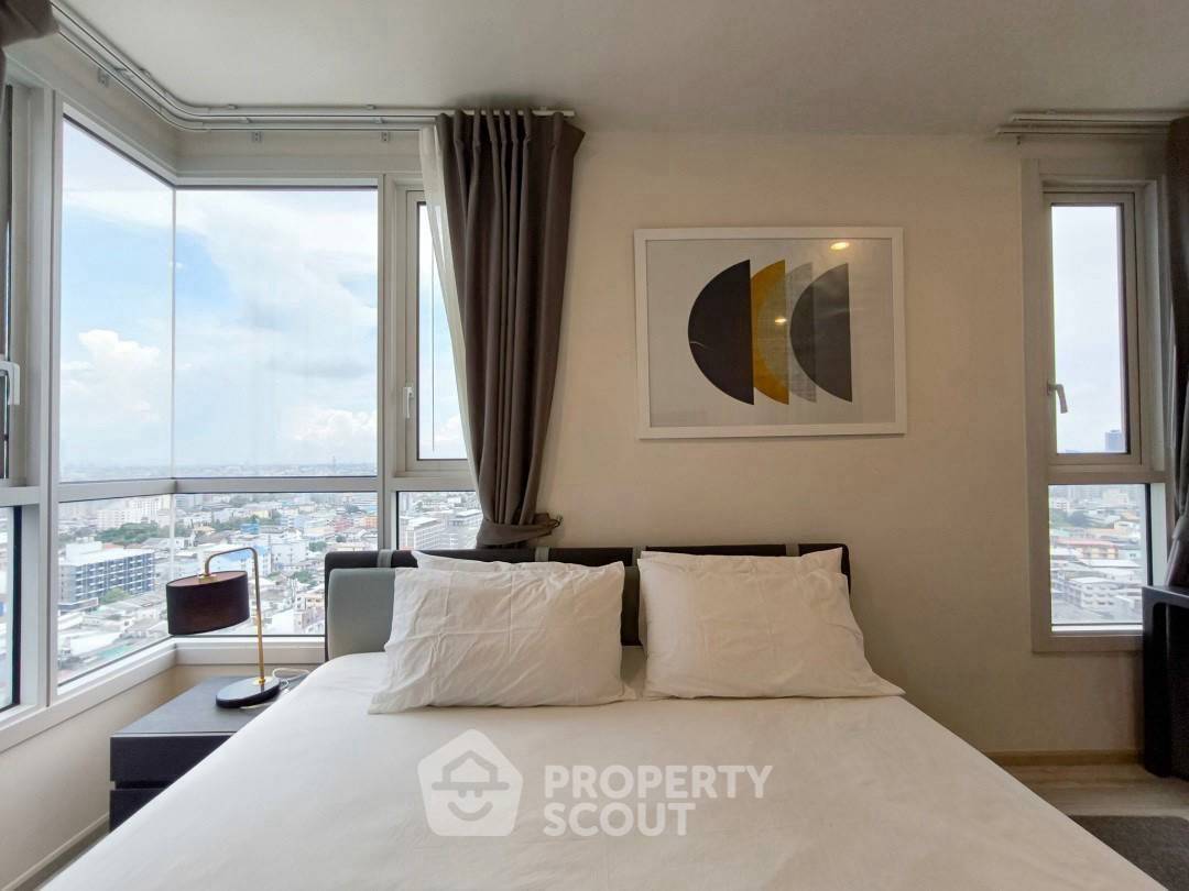 picture 2-BR Condo at XT Huaikhwang near MRT Huai Khwang (ID 2314428) - 4/12