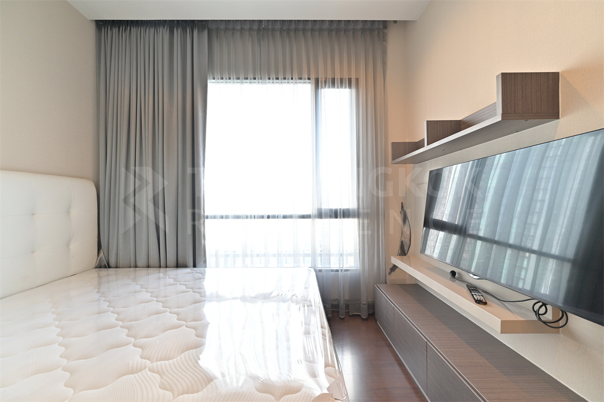 picture Great Price, Prime Location, Dont Miss Out!! Ivy Ampio near MRT Cultural Center of Thailand Station - 9/10