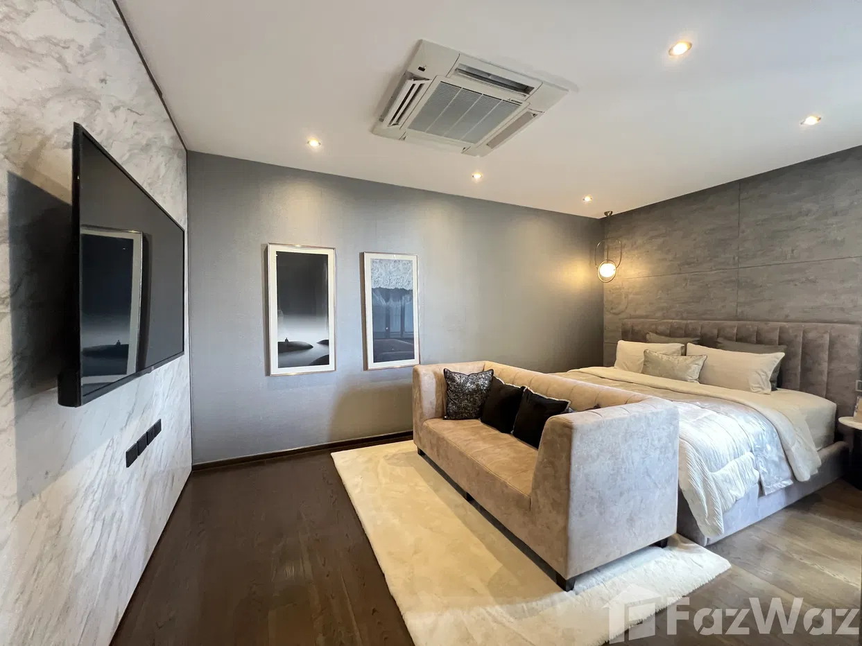 picture Luxury pool villa. Rooftop with elevato, private swimmiing. 5707497 - 48/92