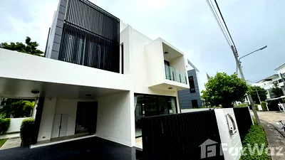 Houses for sale Bang Tao Beach  : Newly Renovated 5-Bedroom Villa in Laguna Park, Phuket 5717176