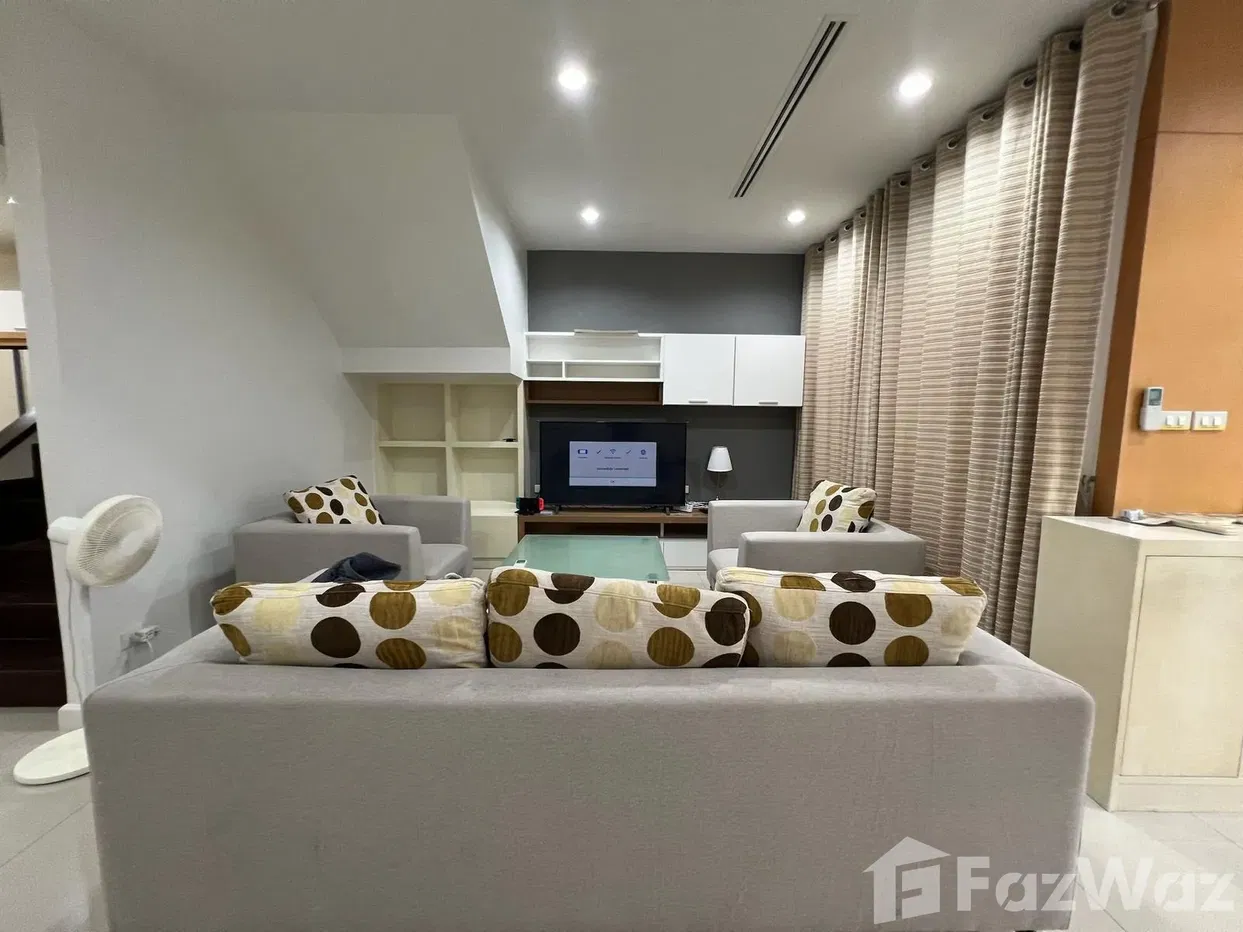 picture 4 Bedroom Townhouse for sale in Khlong Toei Nuea, Bangkok  5669549 - 27/31