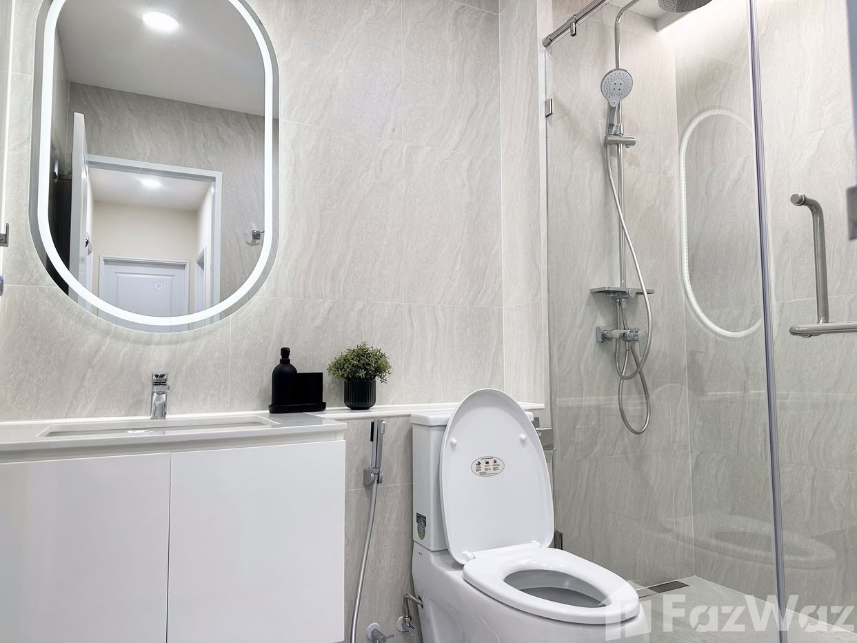 picture Newly Renovated 3 Bed Condo in Langsuan 2008467 - 2/19