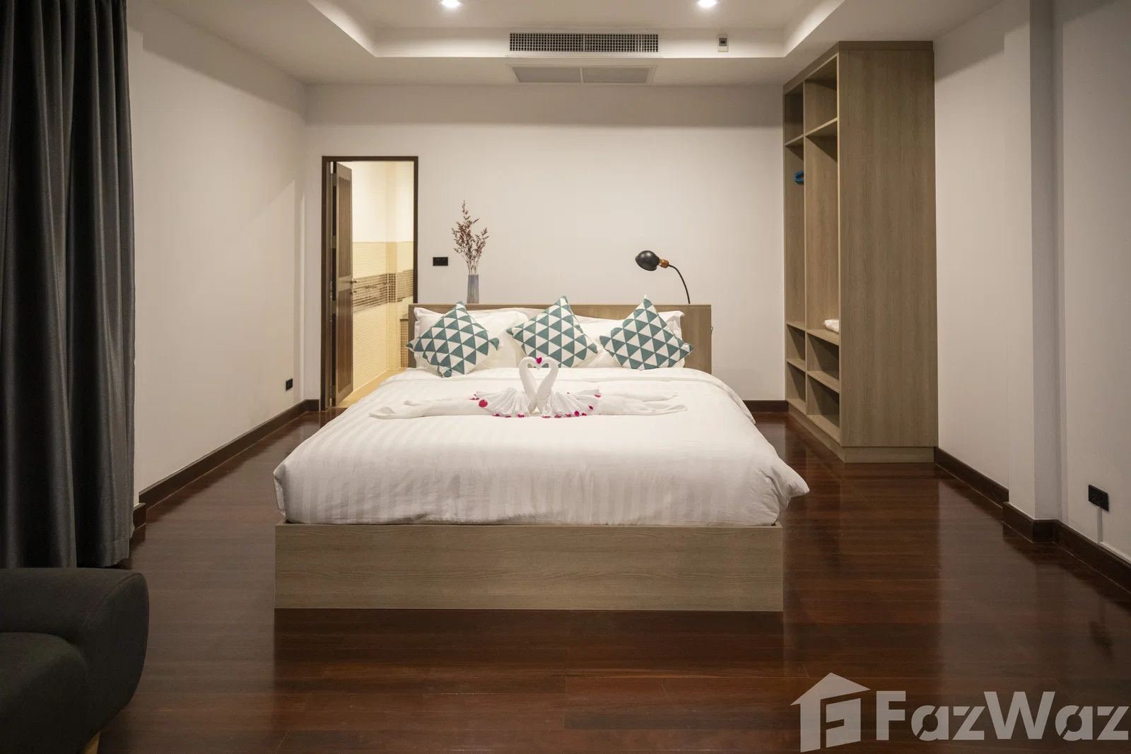 5 Bedroom Villa for rent in Rawai, Phuket  1679822