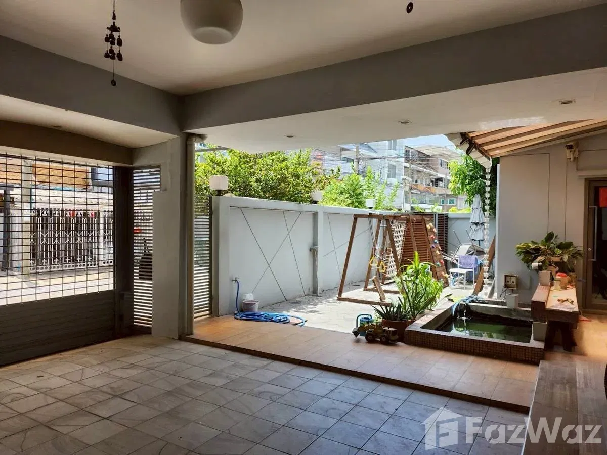 picture 4 Bedroom House for sale in Chong Nonsi, Bangkok  5370702 - 3/16
