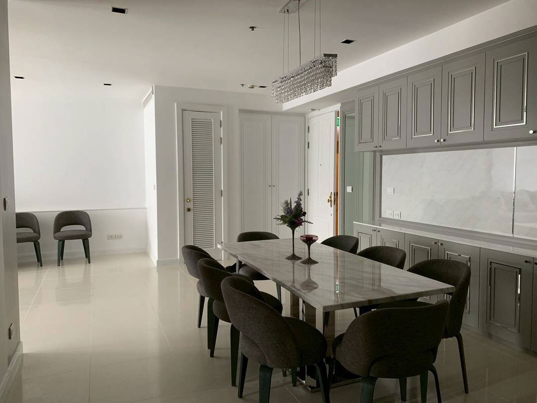 picture Newly Renovated Room |  2B2B Superb Decoration Fully Furnished ready to move in   - 1/8
