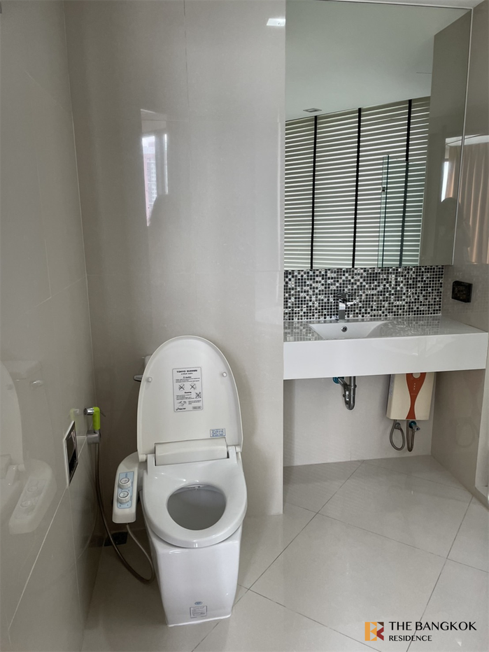 picture Hurry, big discount is ending! RHYTHM Sukhumvit 44/1 near BTS Phra Khanong - 2/10